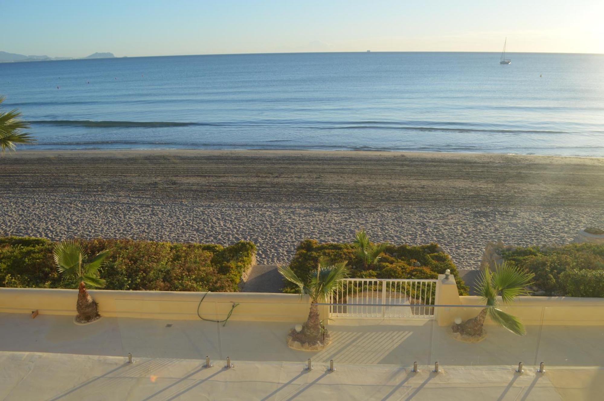 אליקאנטה Espectacular Apartamento A Pie De Playa En Chalet Roquetes מראה חיצוני תמונה